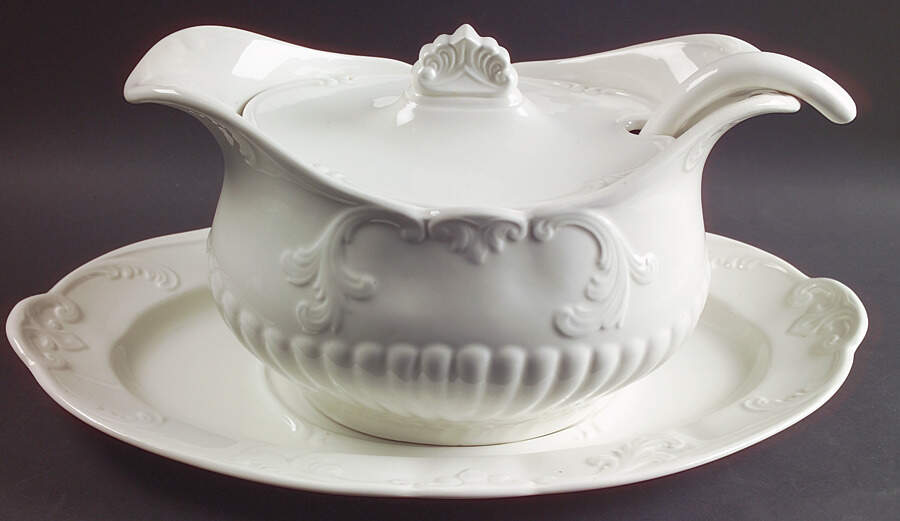 Valley Forge Tureen & Lid w/Underplate by Arthur J Wilkinson-1