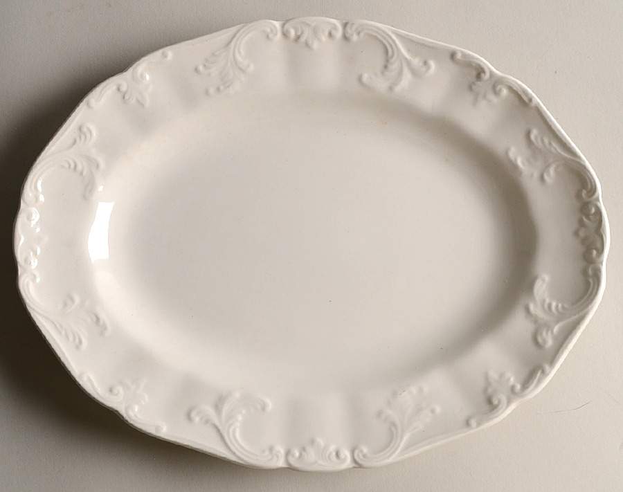 Valley Forge 11" Oval Serving Platter by Arthur J Wilkinson-1