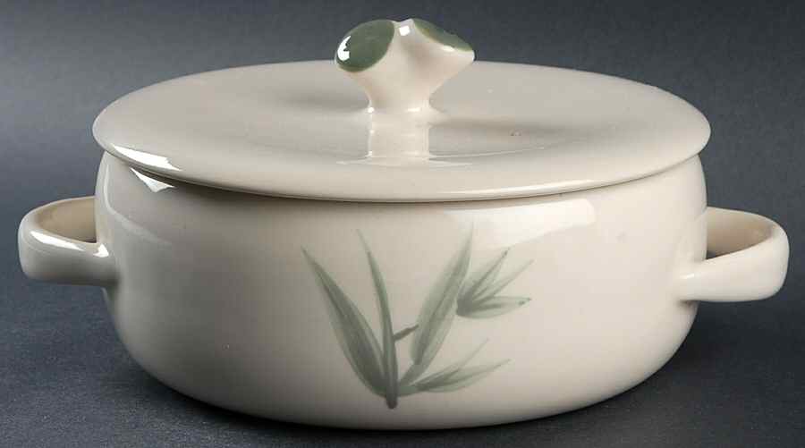 Bamboo (Round) 2 Qt Round Covered Casserole by Winfield-1