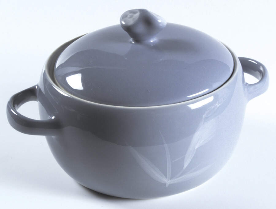 Blue Pacific 1.5 Qt Round Covered Casserole by Winfield-1