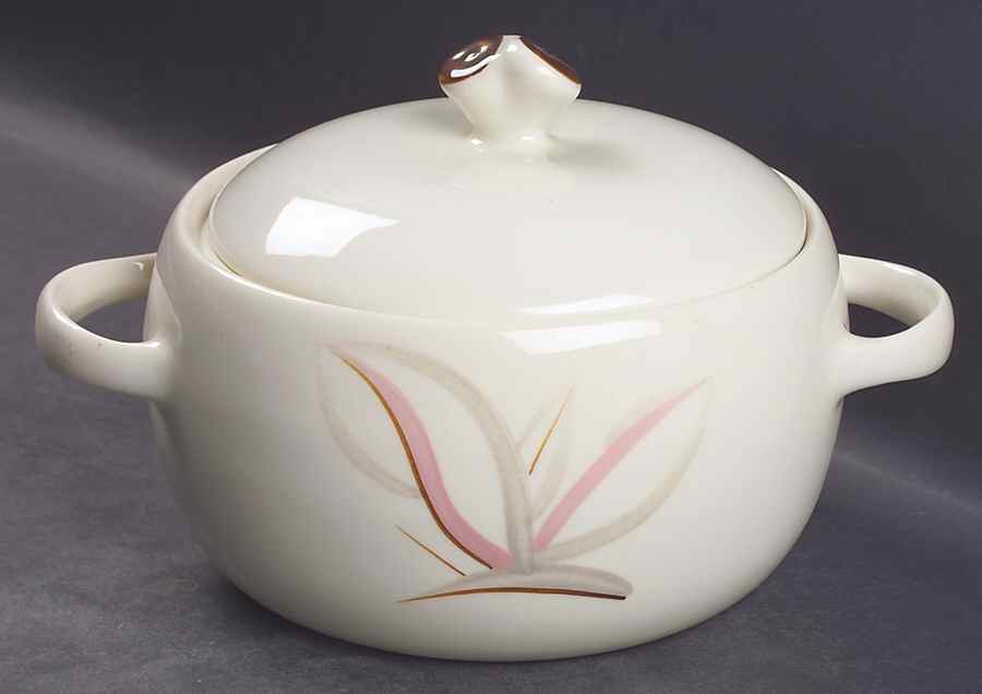 Dragon Flower 2 Qt Round Covered Casserole by Winfield-1