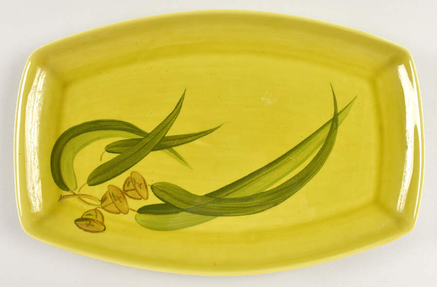 WIN10 14" Oval Serving Platter by Winfield-1