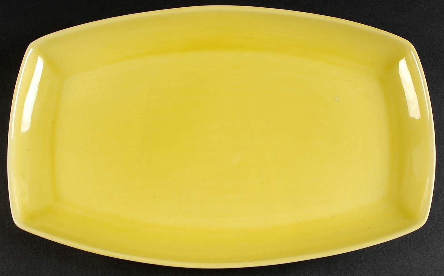 WIN12 14" Oval Serving Platter by Winfield-1