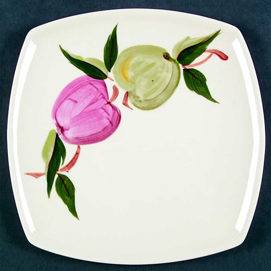 WIN3 Dinner Plate by Winfield-1