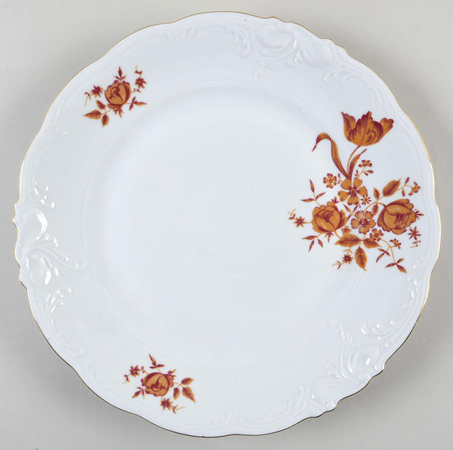 Edith Dinner Plate by Walbrzych-1