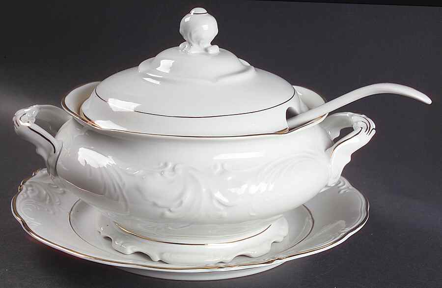 Glory Tureen & Lid w/Ladle & Underplate by Walbrzych-1