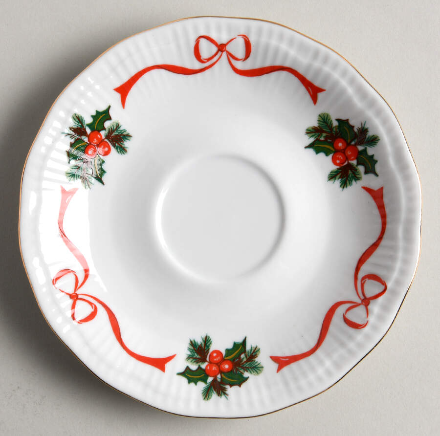 Holiday Ribbon (Ribbed) Saucer by Walbrzych-1