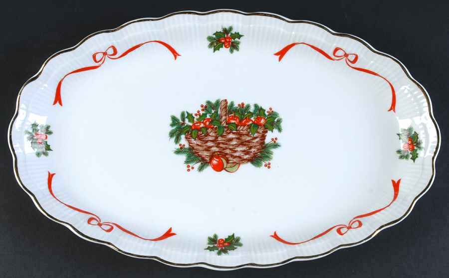 Holiday Ribbon (Ribbed) 13" Oval Serving Platter by Walbrzych-1