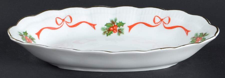 Holiday Ribbon (Ribbed) Relish/Gravy Underplate by Walbrzych-1
