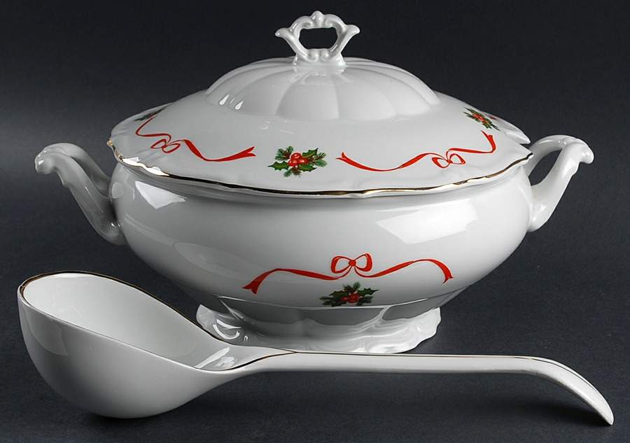 Holiday Ribbon (Swirled) Tureen & Lid w/Ladle by Walbrzych-1