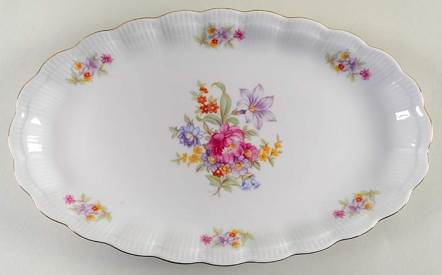Meissen Flower (Ribbed) 13" Oval Serving Platter by Walbrzych-1