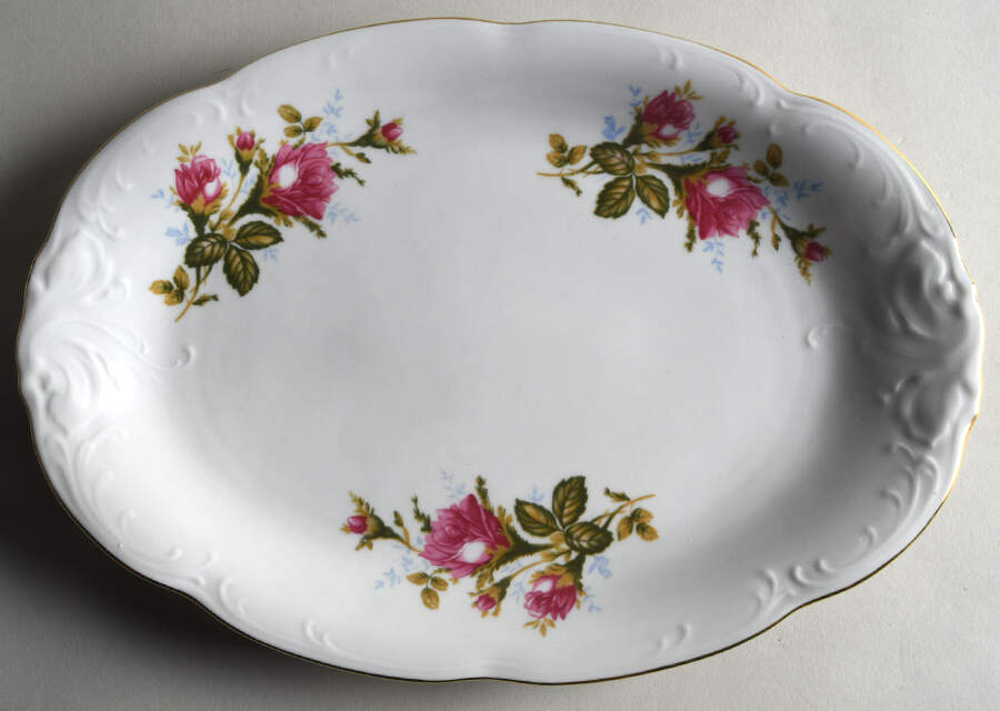 Moss Rose 13" Oval Serving Platter by Walbrzych-1