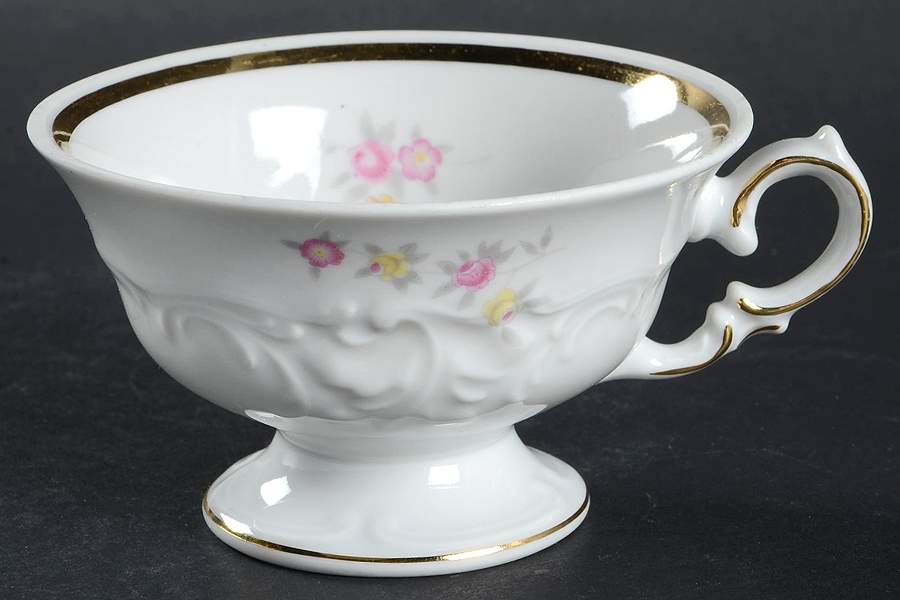 Rose Garland Footed Cup by Walbrzych-1