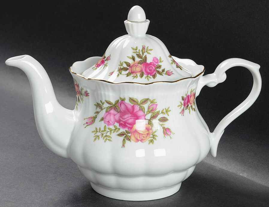Rose Garden Teapot & Lid by Walbrzych-1