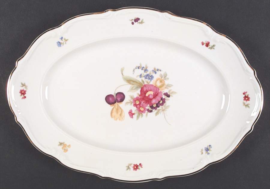 3797 15" Oval Serving Platter by Walbrzych-1