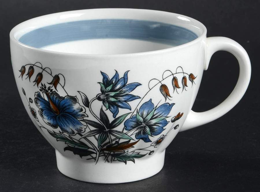 Blue Meadow Flat Cup by Wood & Sons-1