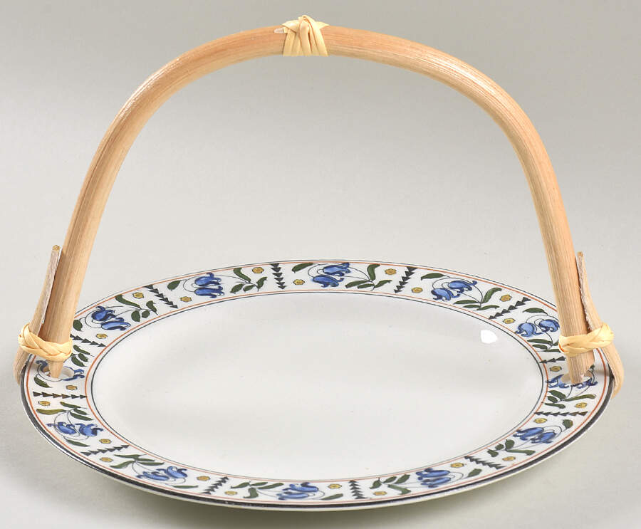 Bluebell 5 3/8"-5 5/8" Bamboo Handled Serving Plate  HC by Wood & Sons-1