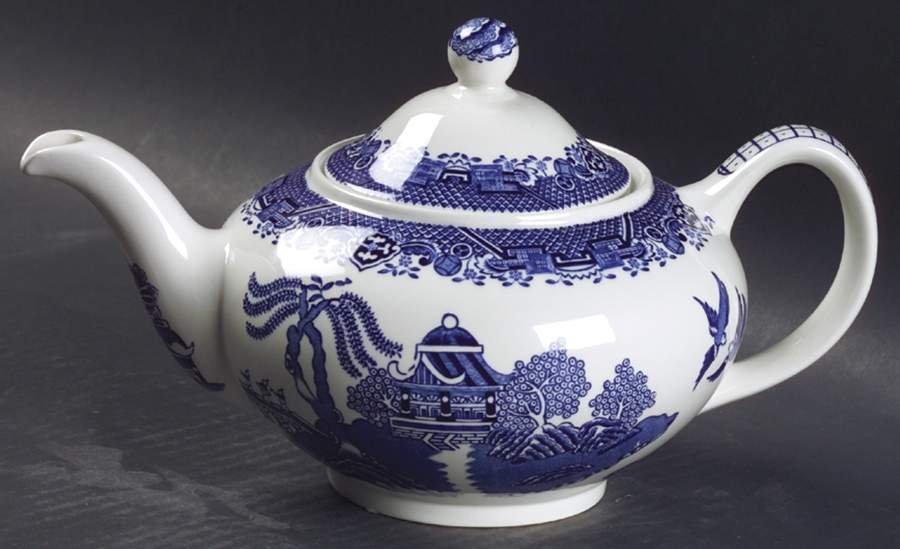 Blue Willow (Older) Teapot & Lid by Wood & Sons-1