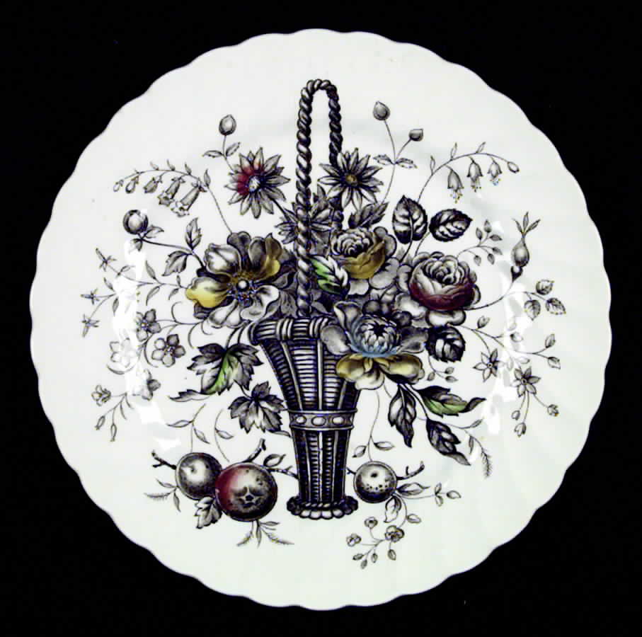 Bouquet Dinner Plate by Wood & Sons-1