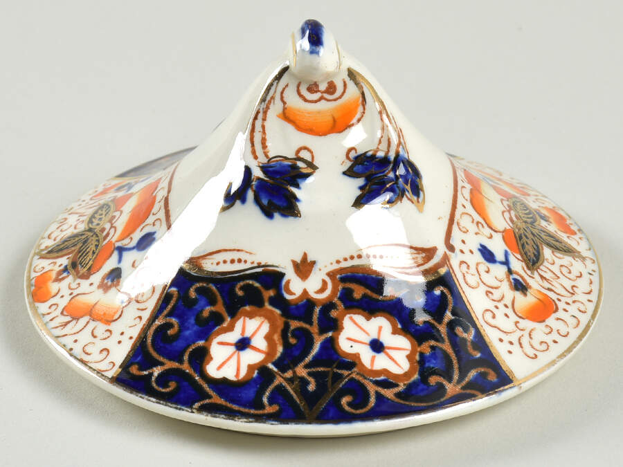 Braemar (Scalloped) Lid for Sugar Bowl by Wood & Sons-1