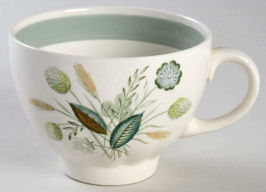 Clovelly (Green Shaded Clover) Oversized Cup by Wood & Sons-1