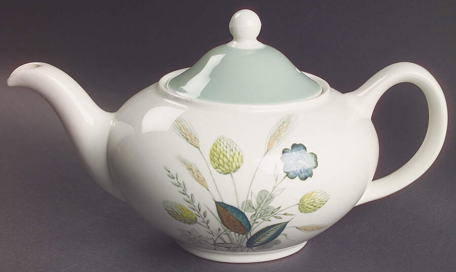 Clovelly (Green Shaded Clover) Teapot & Lid by Wood & Sons-1