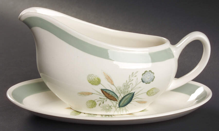 Clovelly (Green Shaded Clover) Gravy Boat & Underplate by Wood & Sons-1