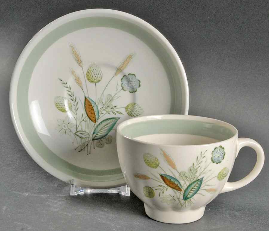 Clovelly (Green Shaded Clover) Oversized Cup & Saucer Set by Wood & Sons-1