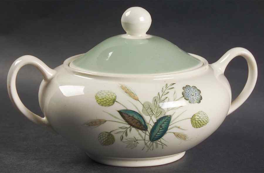 Clovelly (Green Shaded Clover) Sugar Bowl & Lid by Wood & Sons-1