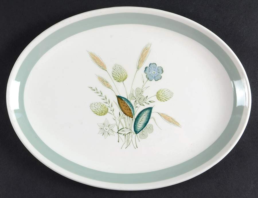 Clovelly (Green Shaded Clover) 11" Oval Serving Platter by Wood & Sons-1