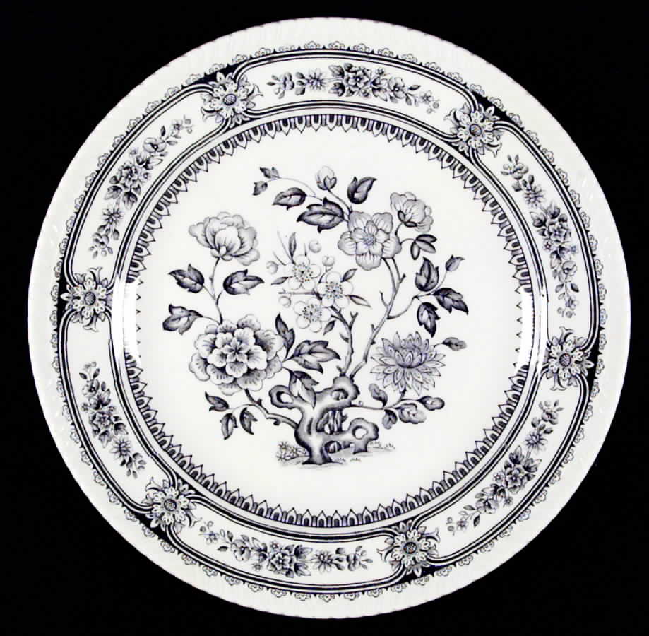 Dorset Black (Smooth) Dinner Plate by Wood & Sons-1