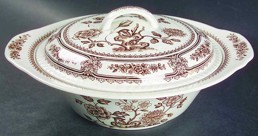 Dorset Brown (Smooth) Round Covered Vegetable by Wood & Sons-1