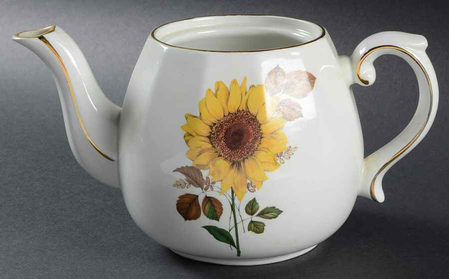 Ellgreave (Sunflowers) Teapot No Lid by Wood & Sons-1