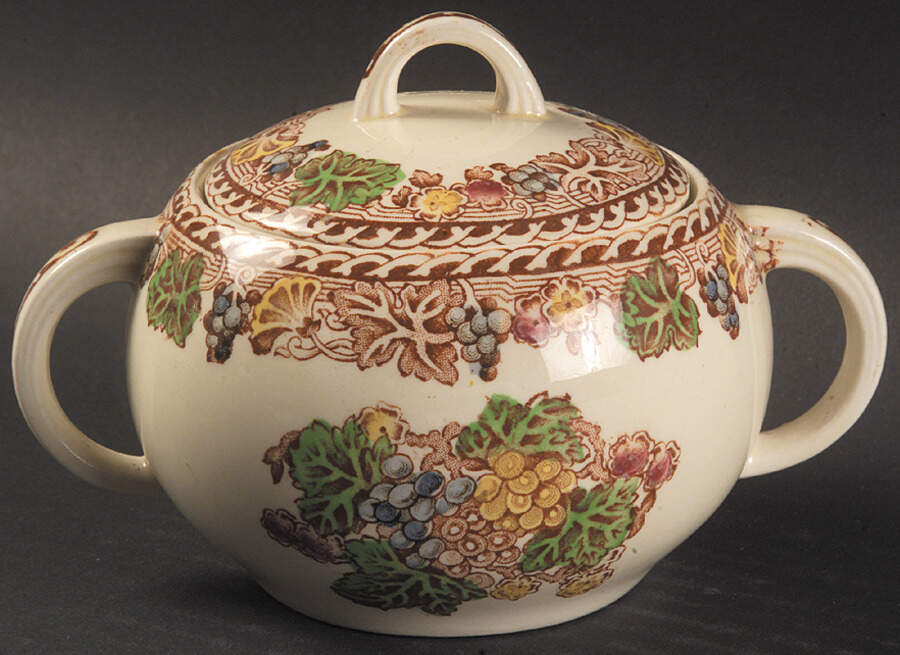 Hyde (Smooth Edge) Sugar Bowl & Lid by Wood & Sons-1