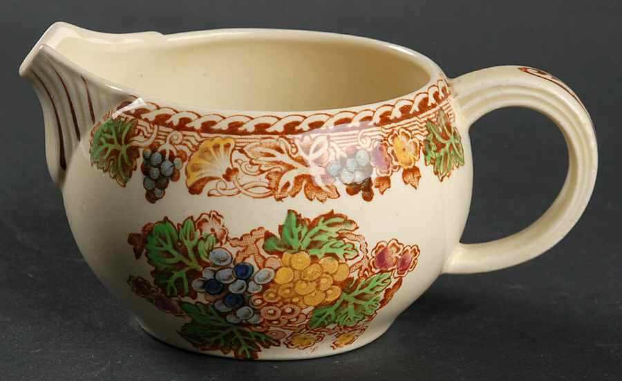 Hyde (Smooth Edge) Creamer by Wood & Sons-1