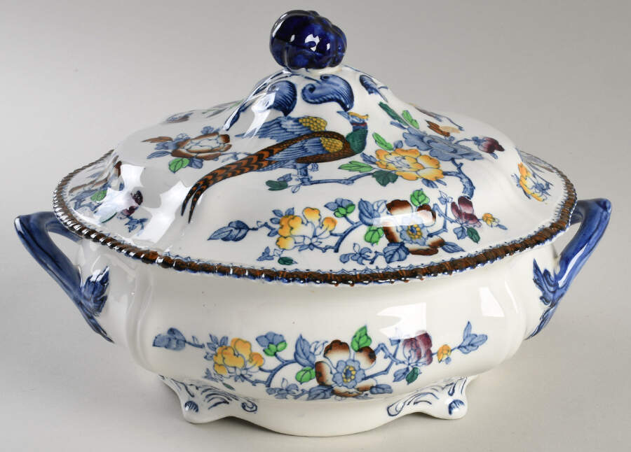 Mayfair Blue Multicolor (Scallop) Round Covered Vegetable by Wood & Sons-1
