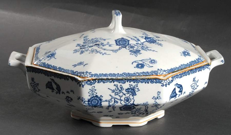 Old Bow Blue Round Covered Vegetable by Wood & Sons-1