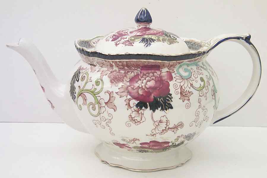 Verona Teapot & Lid by Wood & Sons-1