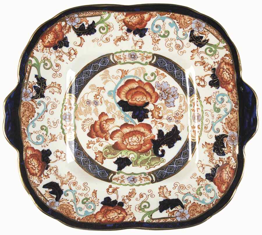 Verona Square Handled Cake Plate by Wood & Sons-1