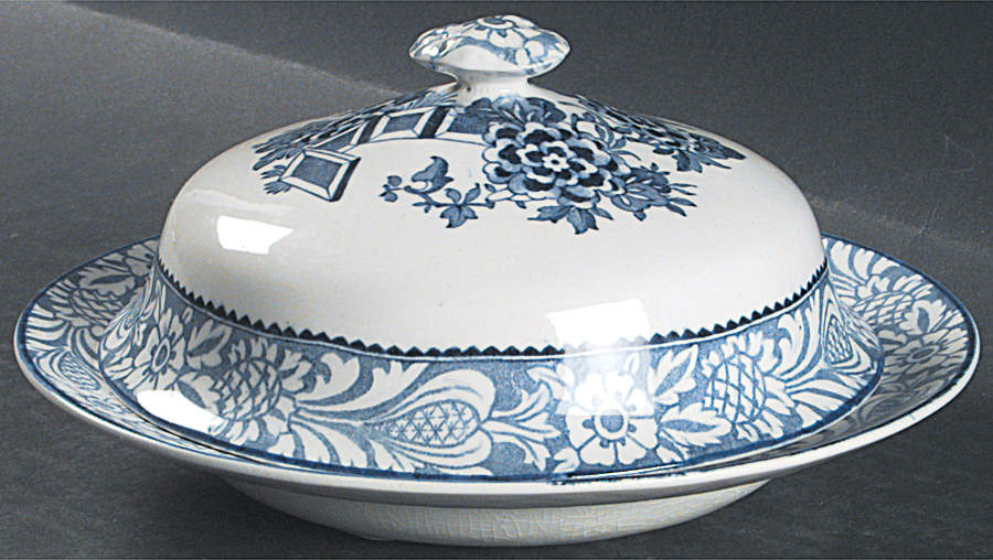 Wincanton Blue Round Covered Butter by Wood & Sons-1