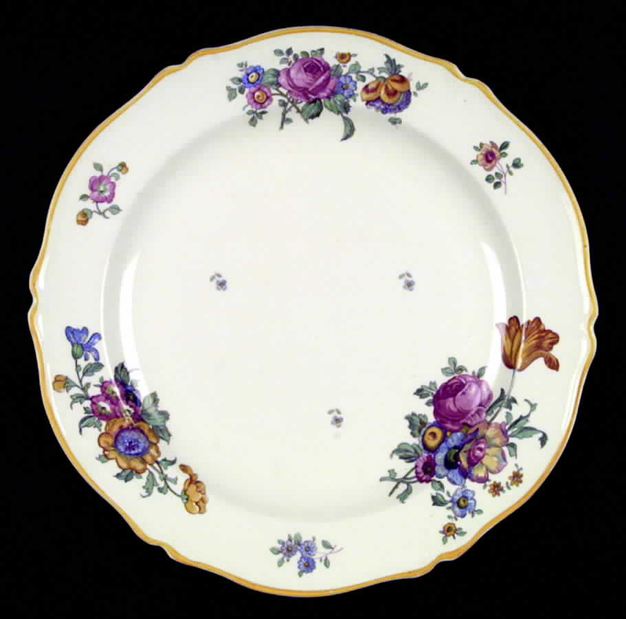 WOO4 Dinner Plate by Wood & Sons-1