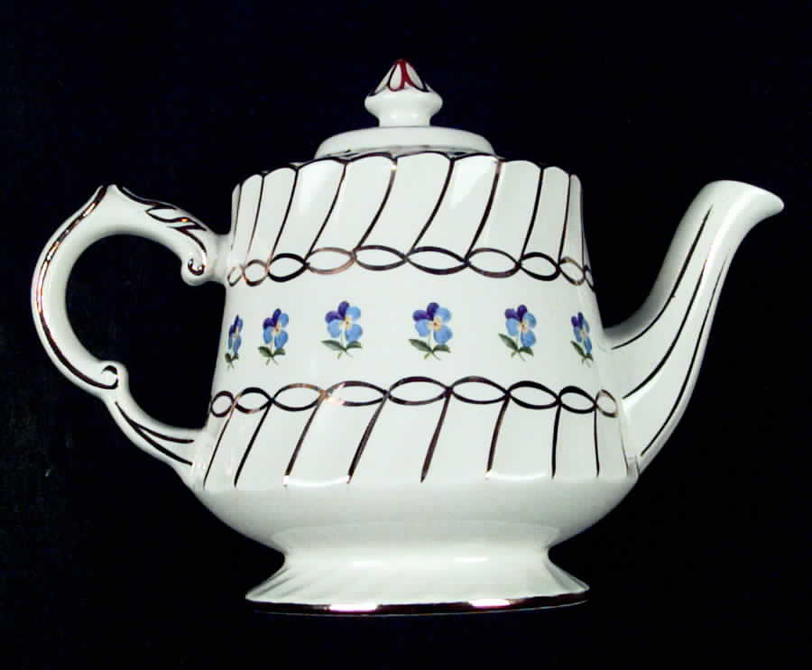 WOO8 Teapot & Lid by Wood & Sons-1