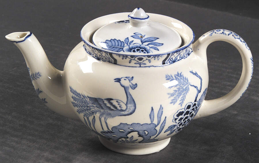 Yuan Blue and White (Older) Individual Teapot & Lid by Wood & Sons-1
