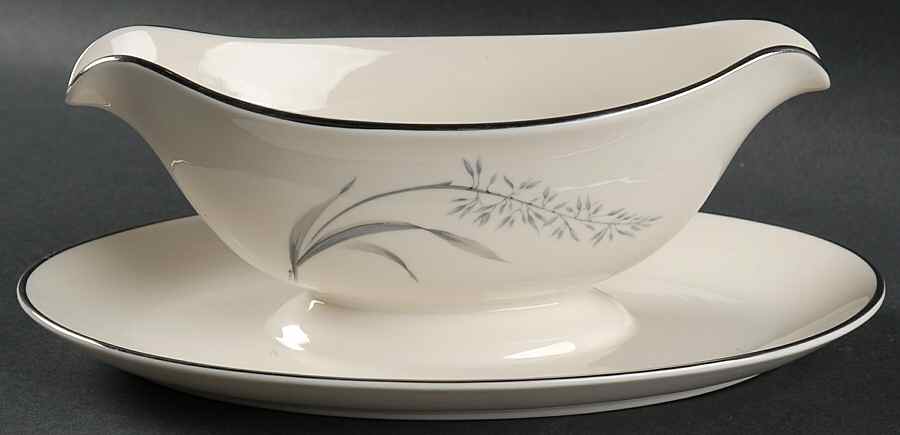 Nivara Gravy Boat with Attached Underplate by Westport-1