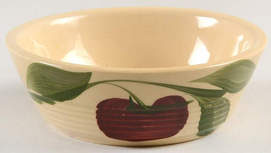 Apple 4" Round Baker by Watt Pottery-1