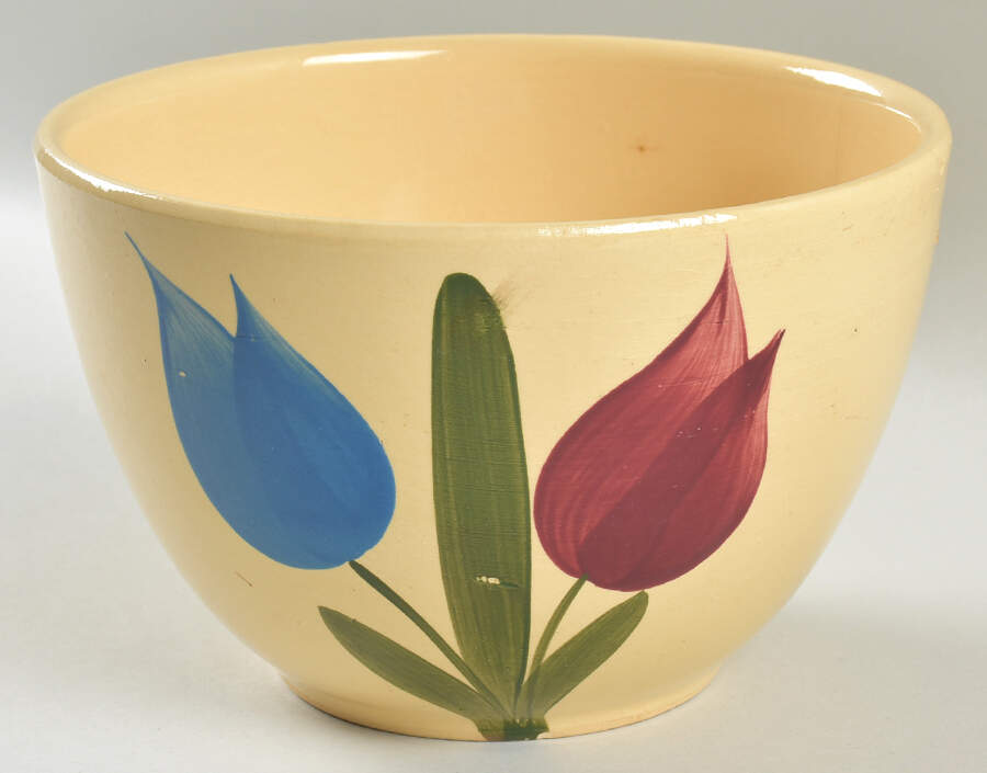 Tulip 7" Nested Mixing Bowl by Watt Pottery-1