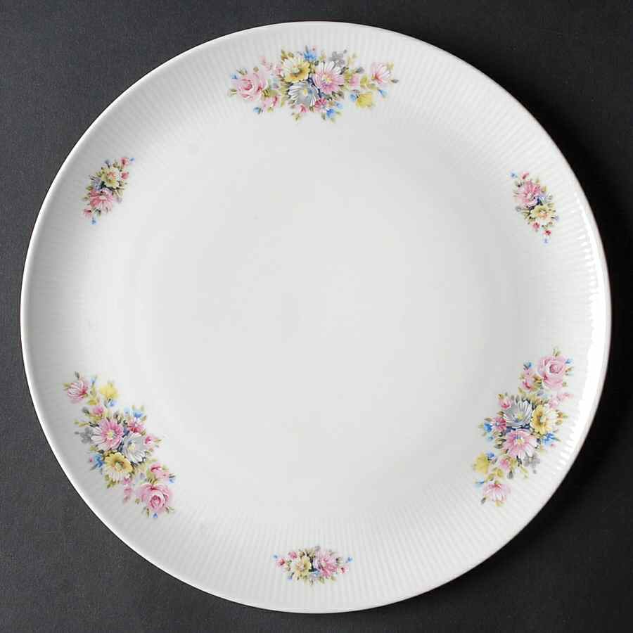 RXH58 Dinner Plate by Retsch & Co-1