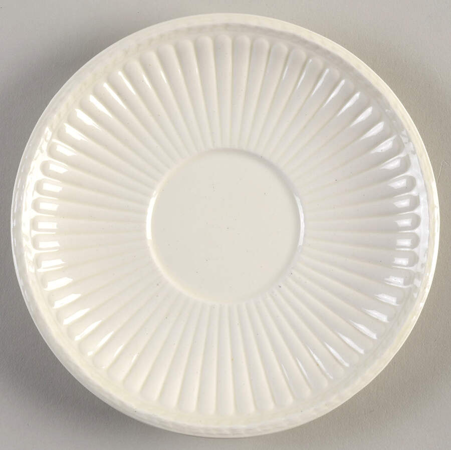 2804 (Edme, Blue Grapes) Saucer by Wedgwood-1