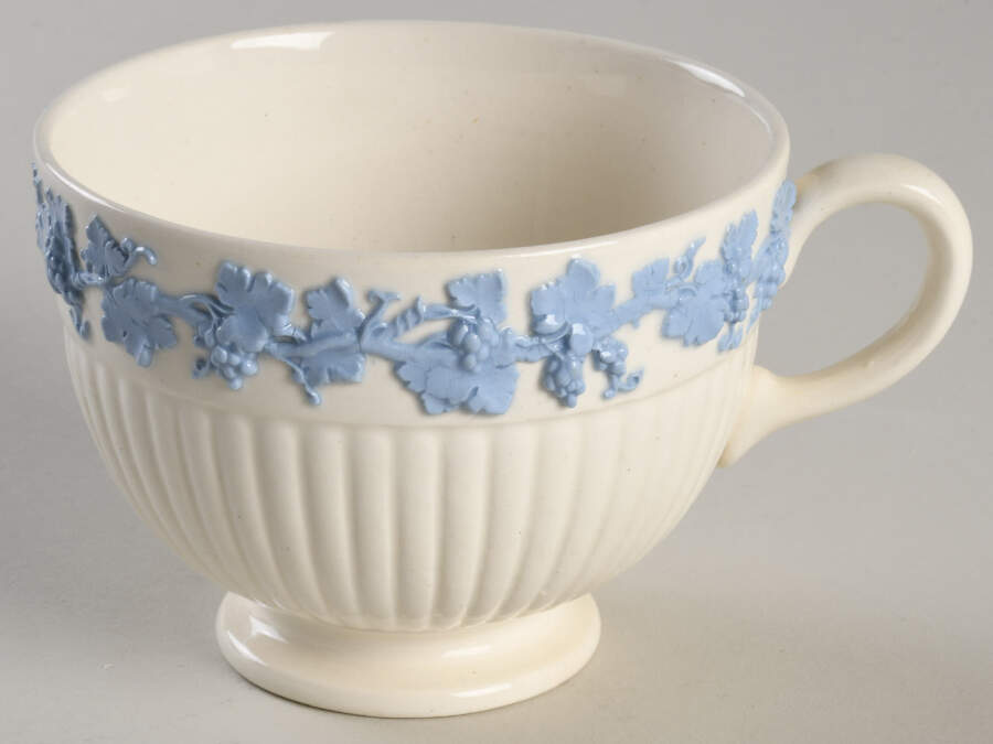 2804 (Edme, Blue Grapes) Footed Cup by Wedgwood-1