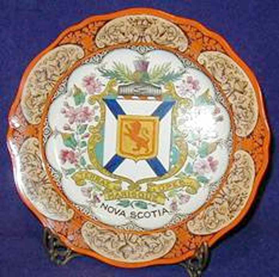 A4724 Dinner Plate by Wedgwood-1